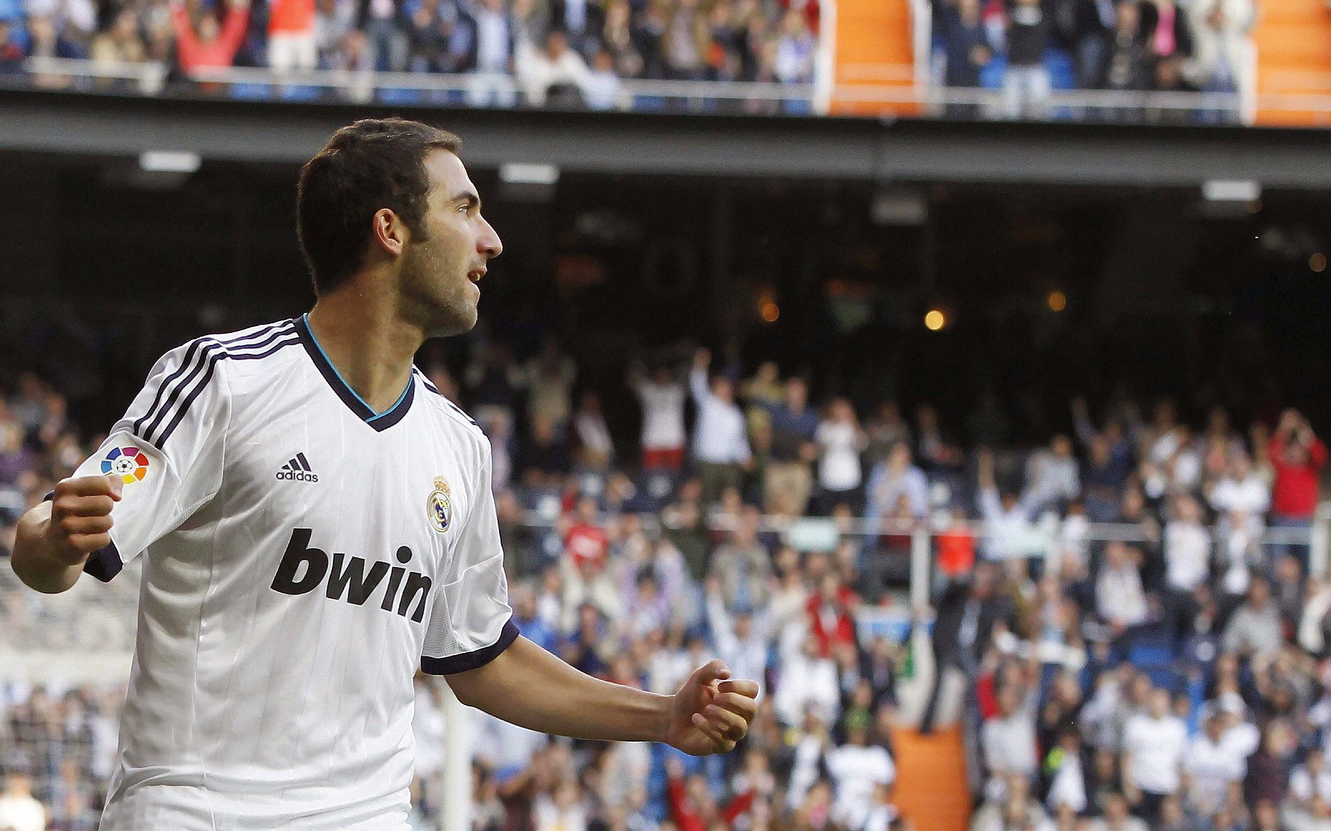 “中超联赛启动新赛季，豪门实力再升一级”，新赛季中超联赛各家俱乐部