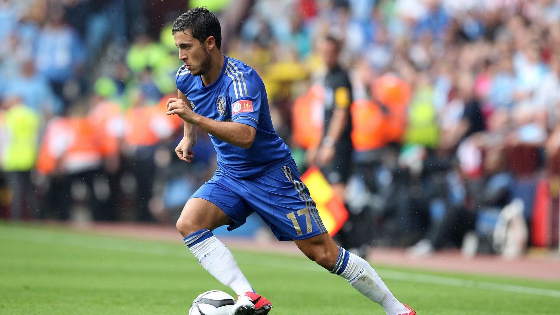 法甲决胜瞬间，球员展示斗志，法甲的比赛